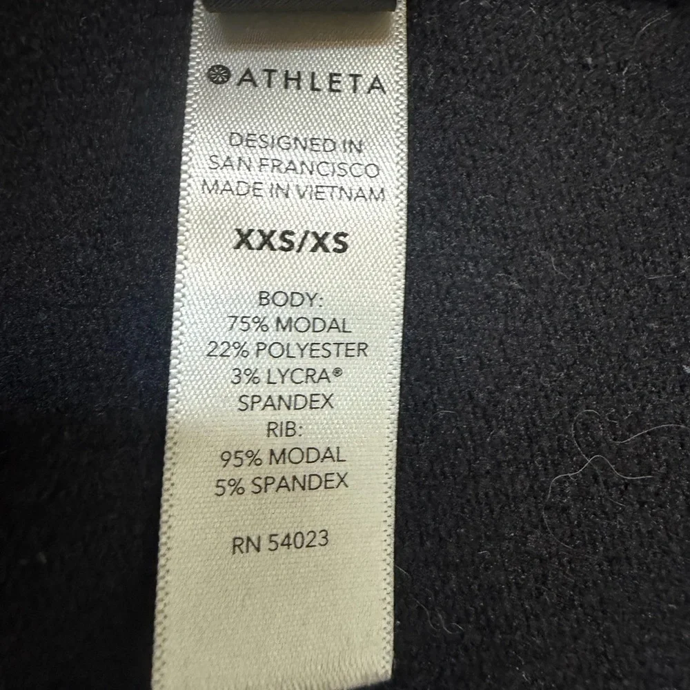Athleta Ethereal Cocoon Wrap Sweater Black Cardigan Size XXSmall/XSmall